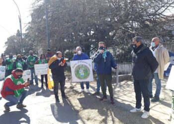 Giuliani a Cardozo: “Ministro, sino tiene capacidad dé un paso al costado”