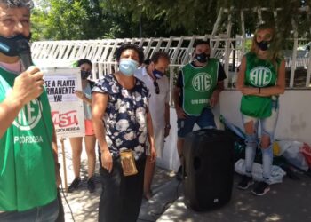 Jornada de protesta en el Polo de la Mujer