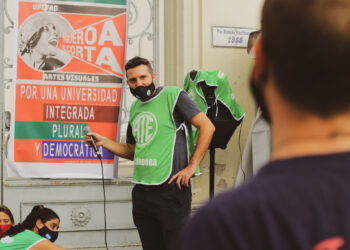La instalación de la carpa blanca educativa en el Rectorado de la Universidad Provincial, rindió sus frutos