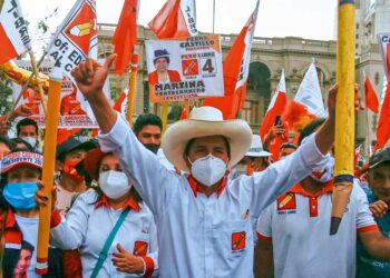 Elecciones en Perú: Castillo contra Fujimori y la derecha concentrada