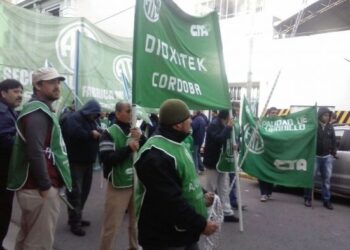 Dioxitek: ATE logró aumento salarial del 35% hasta febrero y dos sumas no remunerativas de 15 mil pesos