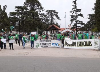En su día las y los trabajadores civiles de las FFAA se movilizarán para reclamar por el CCT