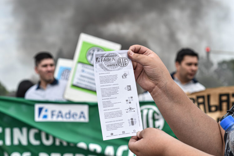 A dos años de la asunción de Iriondo en FADEA: reincorporación ¡ya! del personal despedido por el macrismo