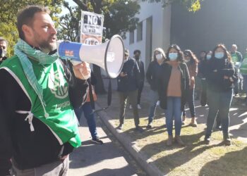 Asamblea repudia el cierre del IPAD