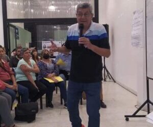 Córdoba presente en el lanzamiento del Curso sobre la Historia del Movimiento Obrero que dicta Víctor De Gennaro