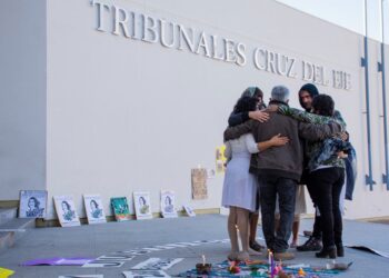 Expulsaron de la sala de audiencias al padre de Cecilia Basaldúa: ¡Basta de hostigamiento!