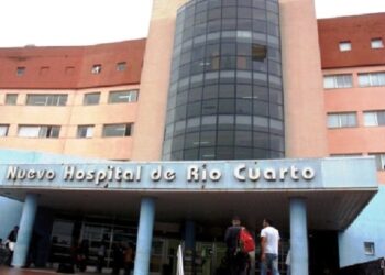 El personal del Hospital de Río Cuarto no da abasto por la falta de trabajadores frente a la demanda invernal