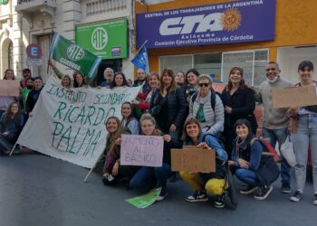 ATE Salud y ATE Educación marcharon junto a los docentes en un paro contundente contra Schiaretti