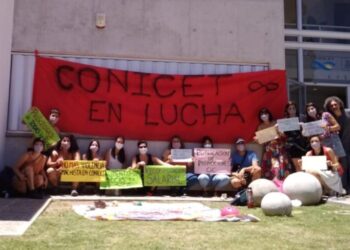 La pérdida salarial en CONICET alienta la fuga de cerebros