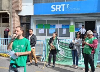 Con un acto frente a la delegación de la SRT ATE Córdoba llevó a cabo la Jornada Nacional de Lucha