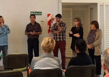 Giuliani presentó ayer la escuela secundaria que funcionará en ATE