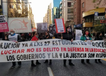 Criminalización de la protesta: marcha a Tribunales Federales este viernes por las y los 27 universitarios a juicio por una toma en la UNC