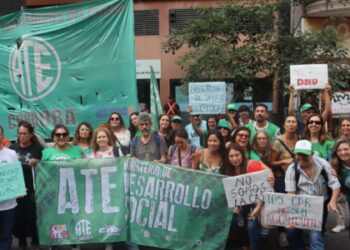 Desarrollo Social: ATE se manifestó en Córdoba contra el cierre de los CDR