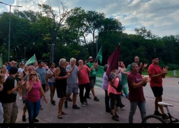 ATE marchó en Embalse en defensa de la Unidad Turística