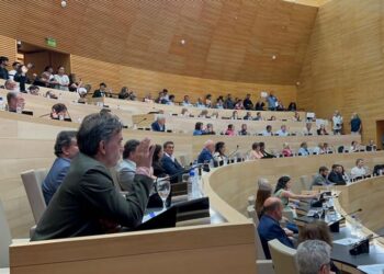 Ajuste: La Legislatura se manifestó contra los despidos de Milei en Córdoba