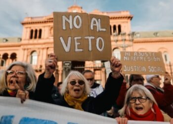 ATE Córdoba se solidariza con el reclamo de Jubilados y Pensionados Nacionales