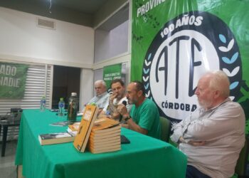 Homenaje a José Sabino Navarro y presentación del libro de Alexis Oliva en ATE Córdoba