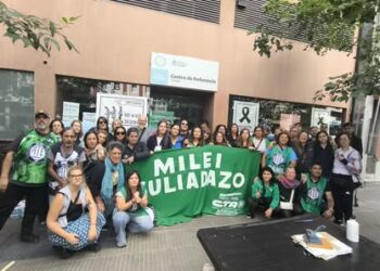 Trabajadores y trabajadoras del Centro de Referencia Córdoba y SENAF denuncian ajuste, despidos y vaciamiento del Estado