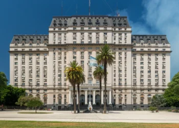 ATE alerta por la destrucción de archivos históricos de la Armada y eleva un pedido de informes a Defensa