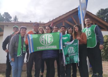 Los Hornillos: sexto día de asamblea en la Comuna para exigir el cumplimiento del acta-acuerdo de junio que fijó 20% de aumento salarial