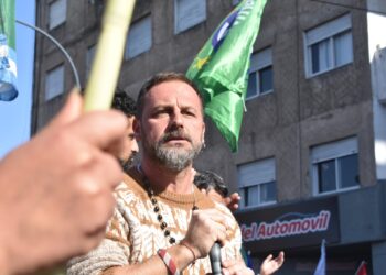 Criminalización de la protesta: la policía detuvo a Federico Giuliani y otros activistas de ATE y CTAA durante una protesta pacífica