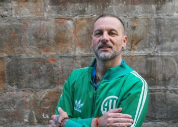 Crónica internacional: Federico Giuliani, el refugiado político de la Argentina de Milei que aterrizó en el País Vasco