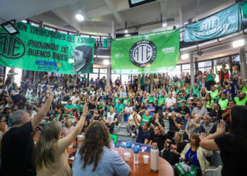 ATE lanzó Paro Nacional con movilización el 18 de diciembre y Aguiar llamó a “pudrírsela a los gobernadores en sus territorios”