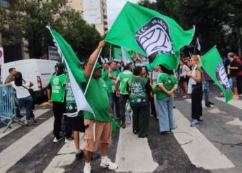 Paro Nacional: con fuerte acatamiento en Córdoba ATE movilizó junto a gremios combativos