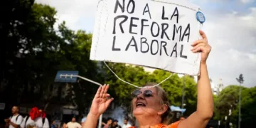 Charla-debate sobre la Reforma Laboral a cargo de abogados de las dos CTA