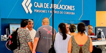 ¡LA CAJA ES DE LAS Y LOS TRABAJADORES! ATE RECHAZA EL REFERÉNDUM EXTORSIVO DE LLARYORA Y LORENZO