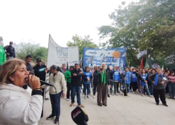 En defensa del trabajo la CTAA presentó un amparo contra la baja de 950 mil programas de empleo