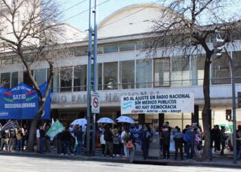 Radio Nacional: el ajuste cercena la libertad de expresión y demuele la experiencia de comunicación federal