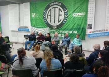 Trelew: memoria y presente en una masiva charla-debate en ATE Córdoba