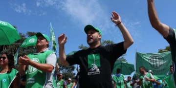 ATE va al paro nacional el jueves 15 para la derogación del decreto inconstitucional 70/23 y por la ley de financiamiento educativo